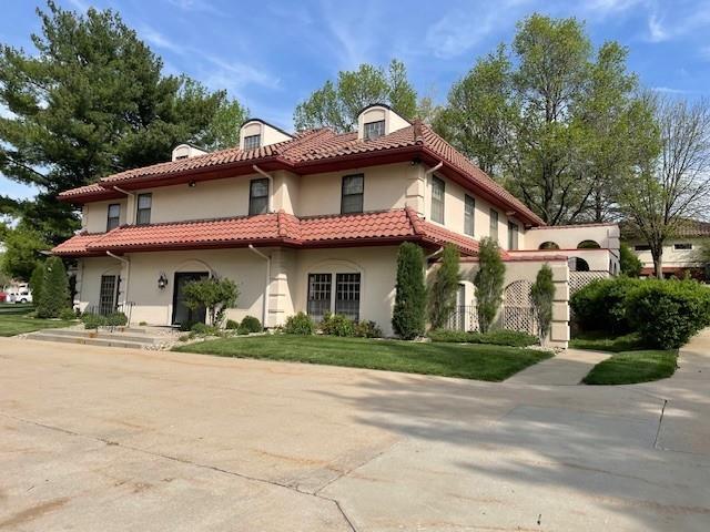 1007 E Saint Maartens DriveSt Joseph,&nbsp;MO&nbsp;64506