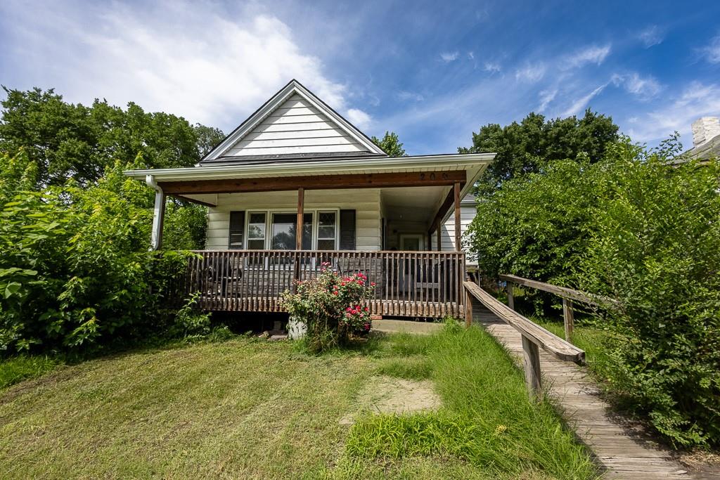 209 W Nebraska AvenueSt Joseph,&nbsp;MO&nbsp;64504
