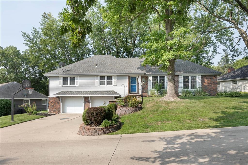 5012 Briarwood LaneSt Joseph, MO 64506