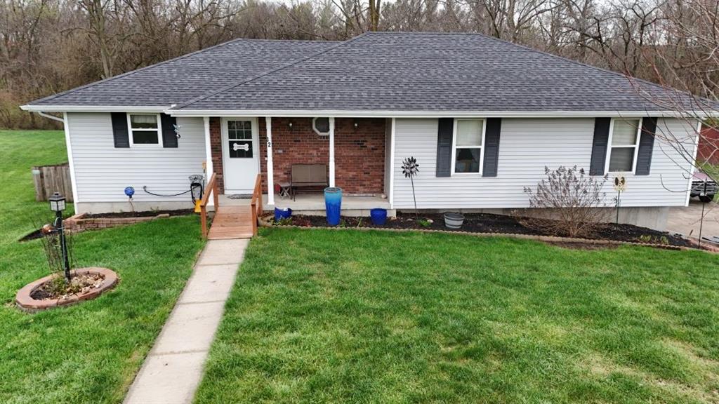 32 Mackenzie DriveSt Joseph,&nbsp;MO&nbsp;64503