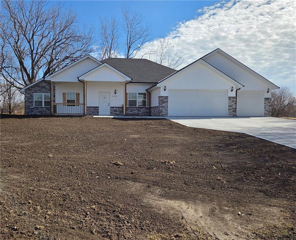 205 N Cedar StreetSavannah,&nbsp;MO&nbsp;64485