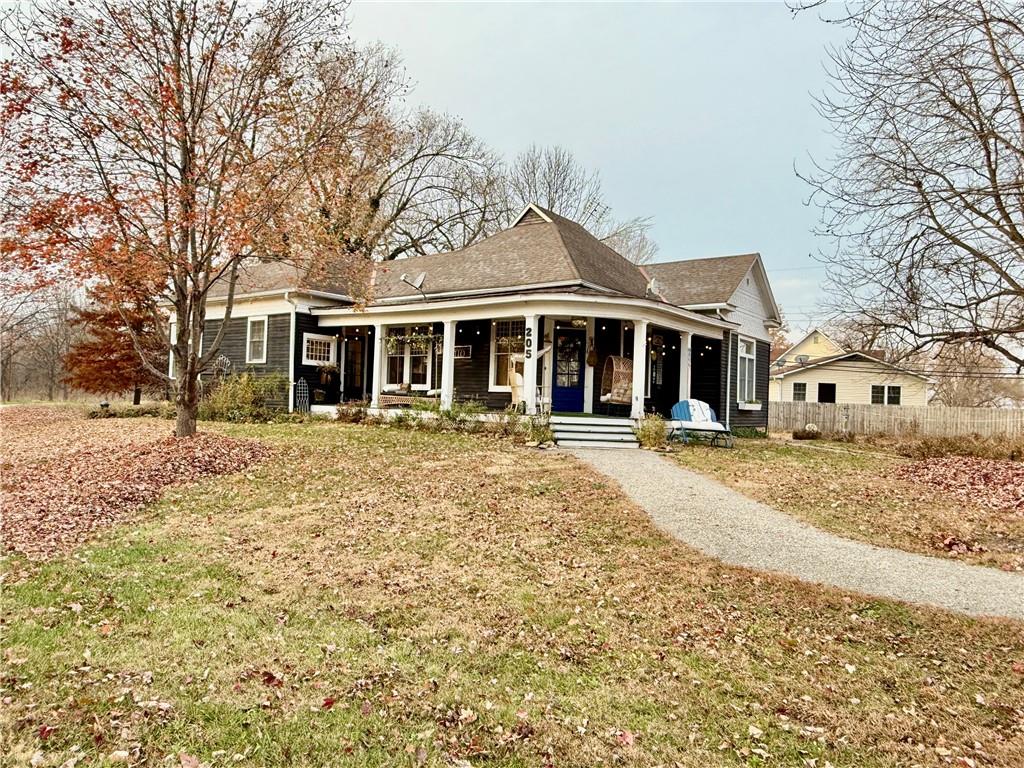 205 W Lee StreetRosendale, MO 64483
