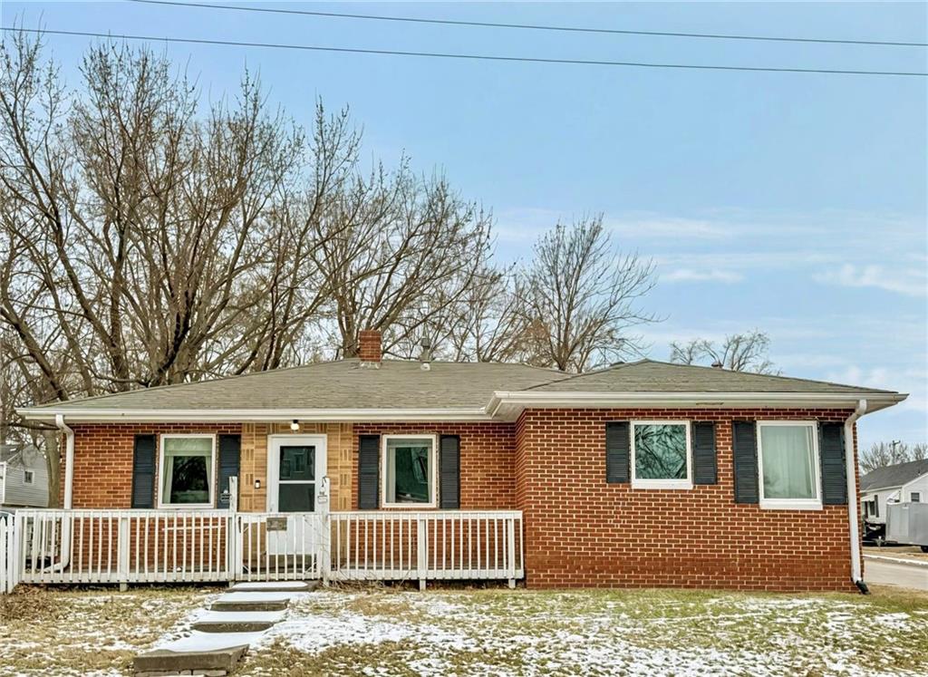 320 W EDWARDS StreetMaryville,&nbsp;MO&nbsp;64468