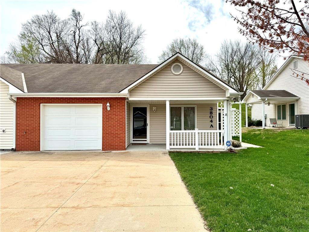 3804 A Charles StreetSt Joseph, MO 64506