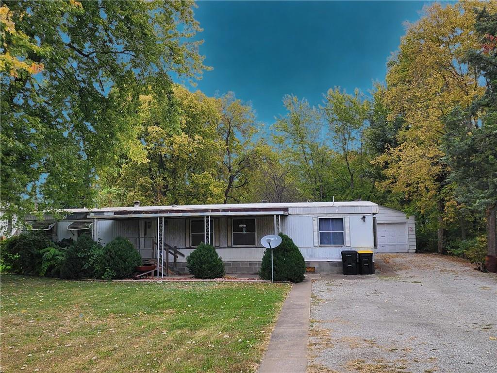 305 W Benton StreetSavannah, MO 64485