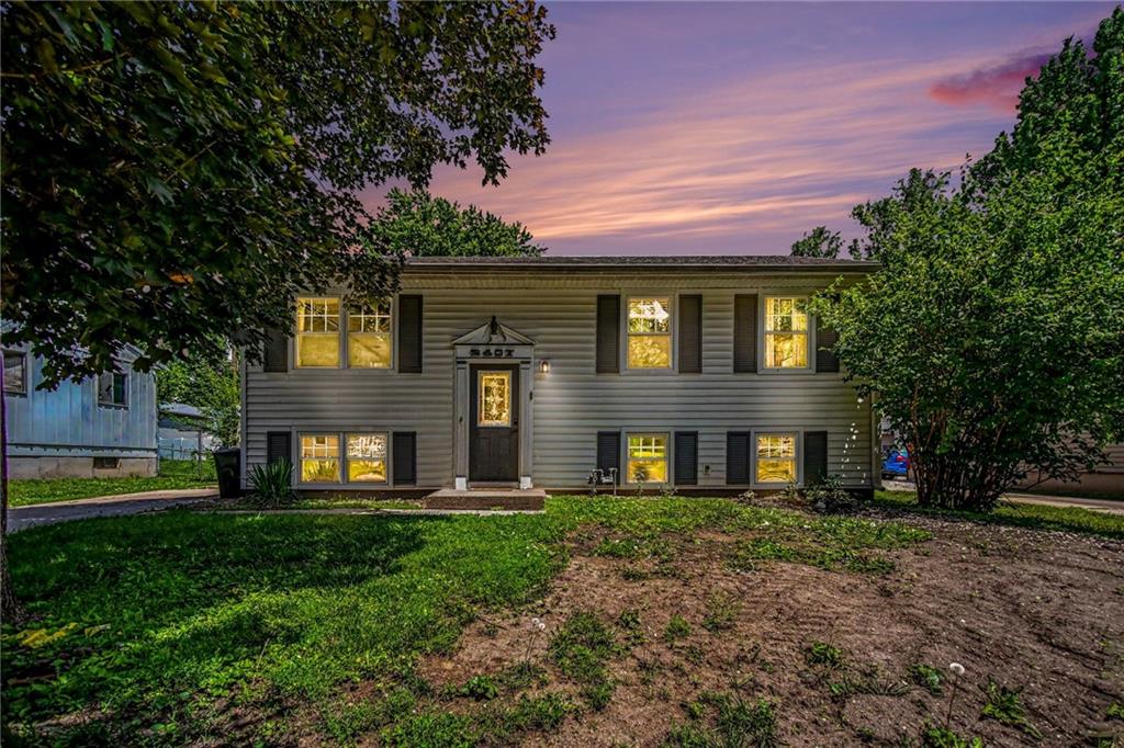 2407 Meadow TrailSt Joseph,&nbsp;MO&nbsp;64503