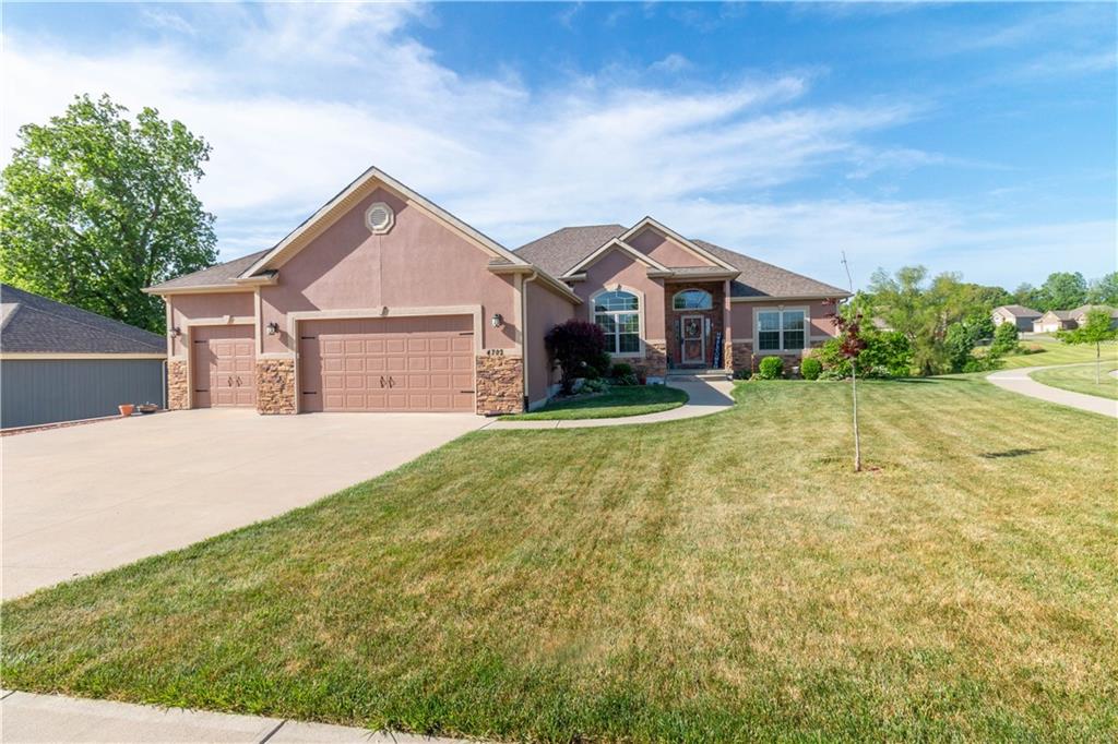 4702 Donnelly DriveSt Joseph, MO 64506
