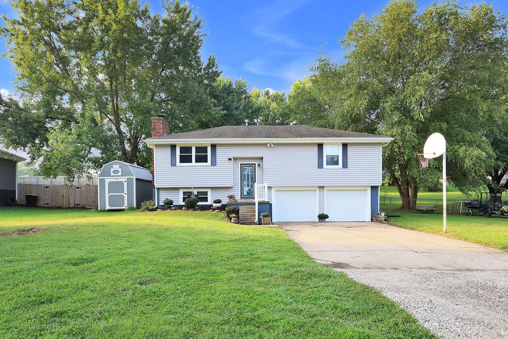 302 W Swenson DriveSavannah,&nbsp;MO&nbsp;64485