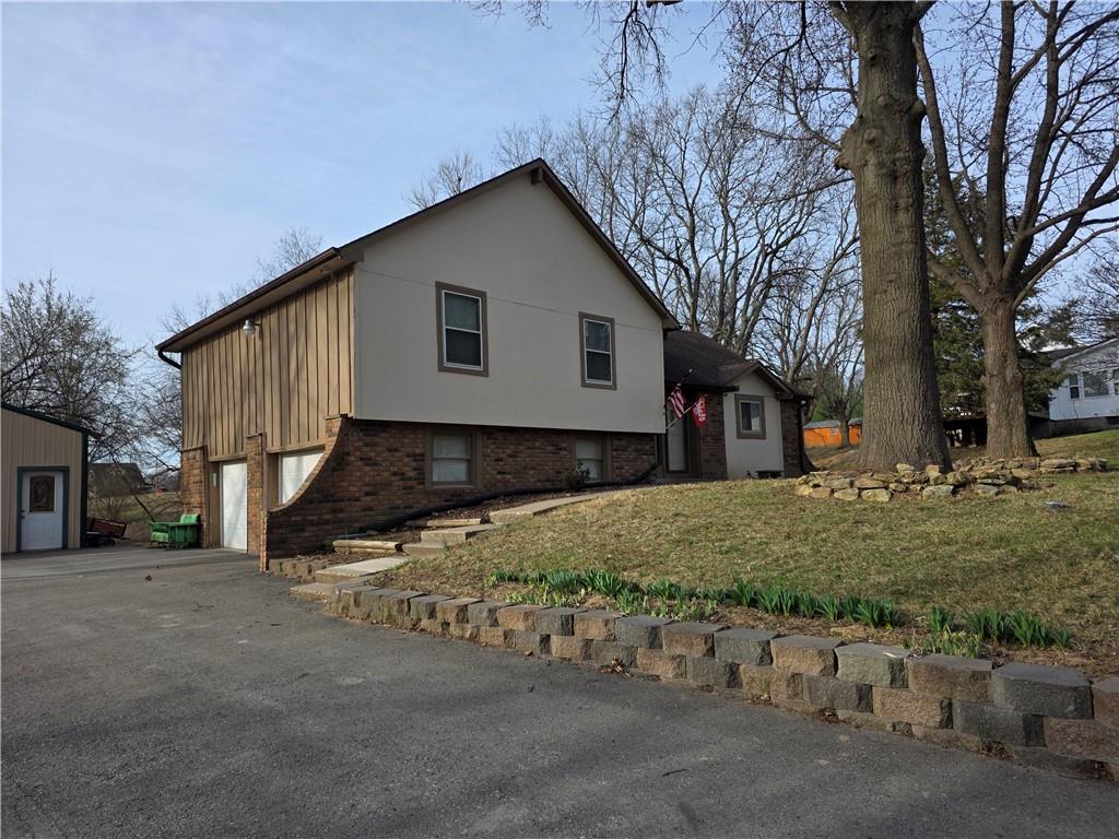 1818 Hilltop DriveCountry Club,&nbsp;MO&nbsp;64505
