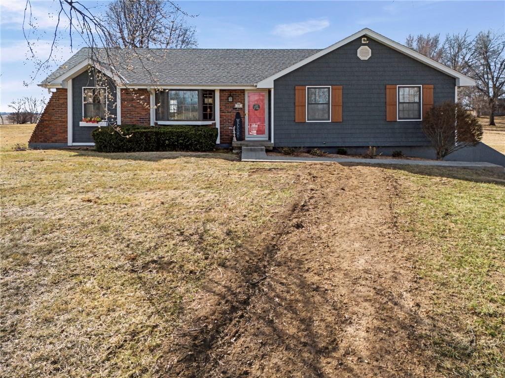 15 Lakevue DriveGower,&nbsp;MO&nbsp;64454