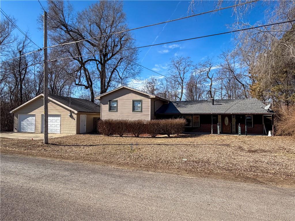 6004 NE Amazonia RoadSt Joseph,&nbsp;MO&nbsp;64505