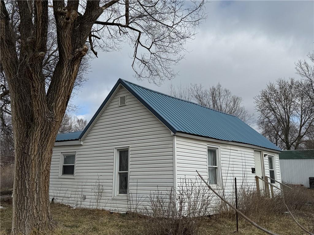 407 White StreetMc Fall,&nbsp;MO&nbsp;64657