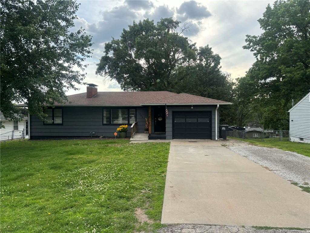 1922 S 39th StreetSt Joseph,&nbsp;MO&nbsp;64507